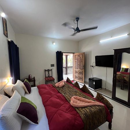 Mohans Ayurvedic Beach Resort Varkala Extérieur photo